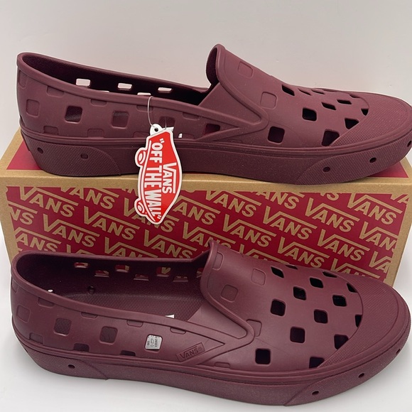 Vans Men’s Slip-On Trk
Tawny Port
VN0A5HF8TWP
Sneakers - Picture 2 of 16